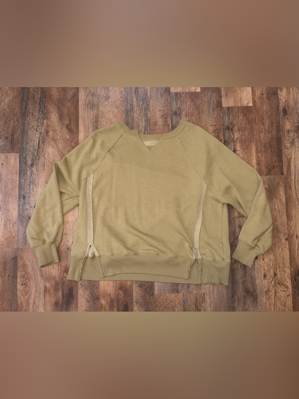 American Eagle oversized sweatshirt